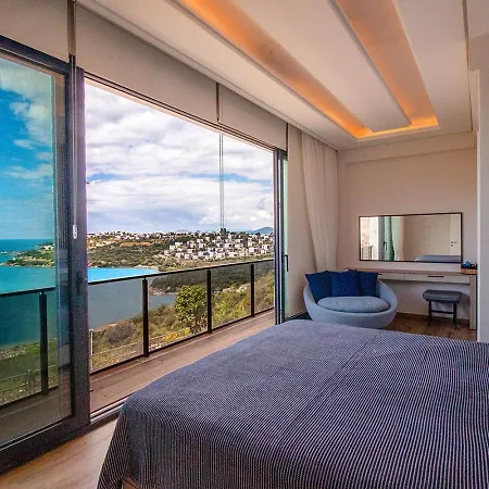 Villa Royal 2 *